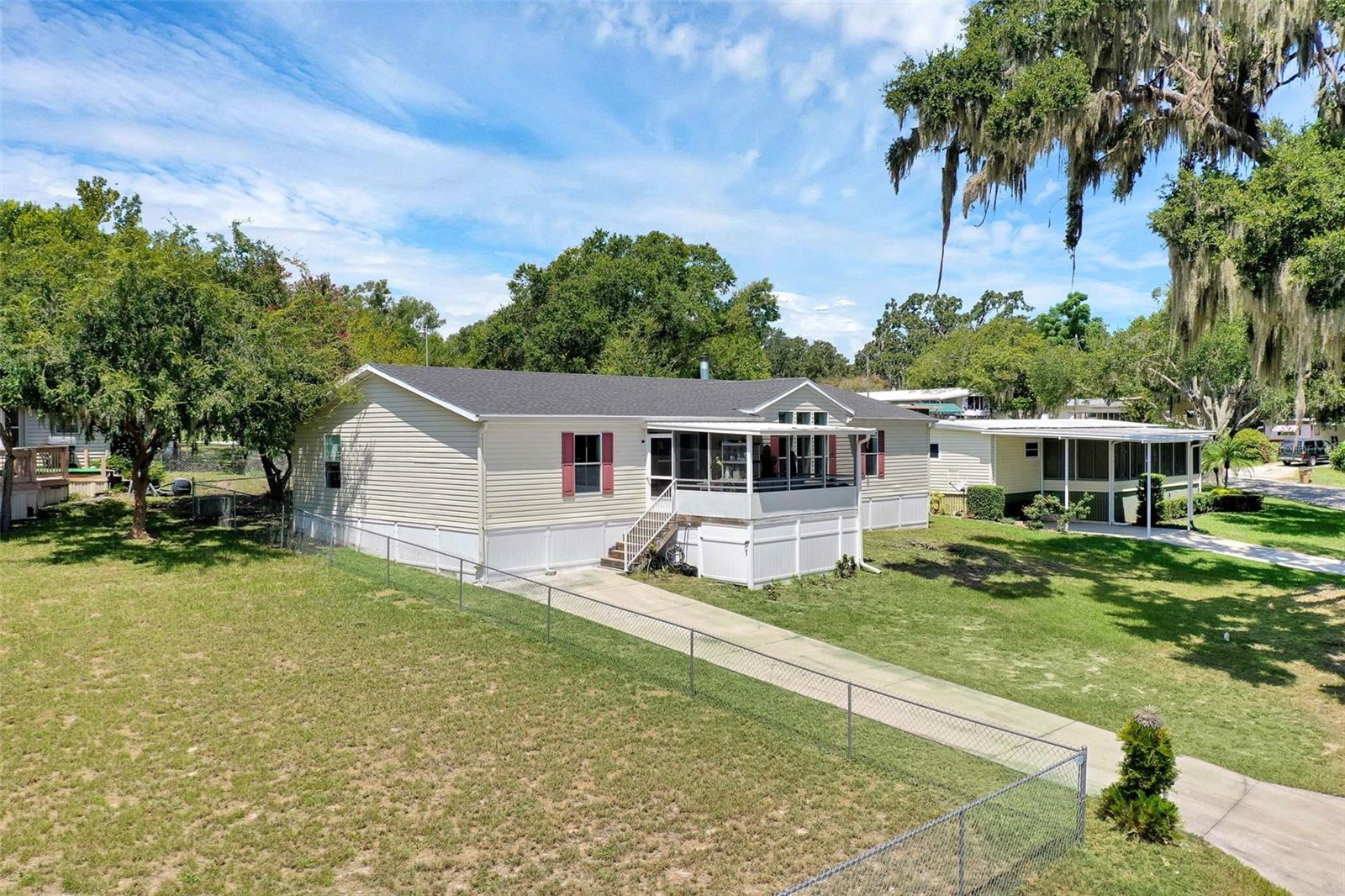 MONTVERDE MOBILE HOME SUB - Residential