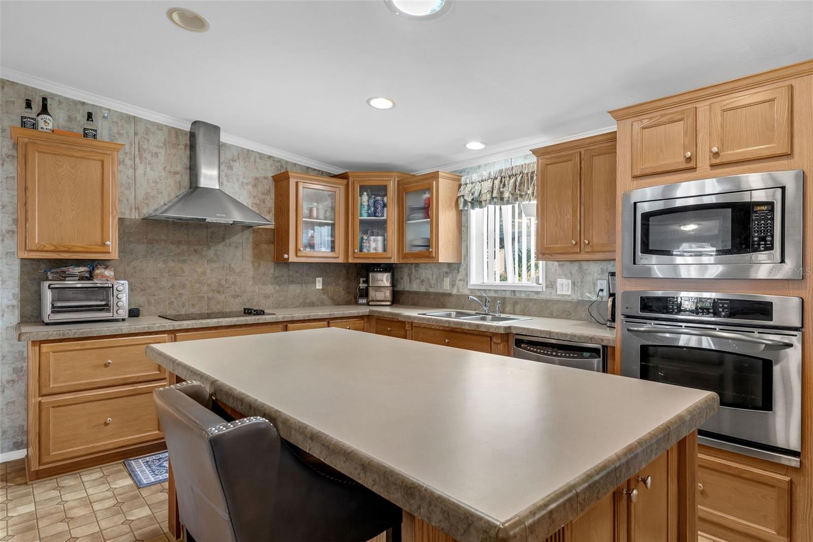 MONTVERDE MOBILE HOME SUB - Residential