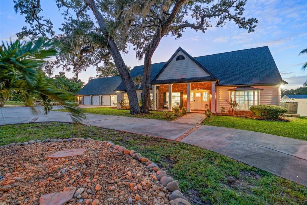 Photo of 14195 Siesta Road, Largo, FL 33774 (MLS # TB8562547)