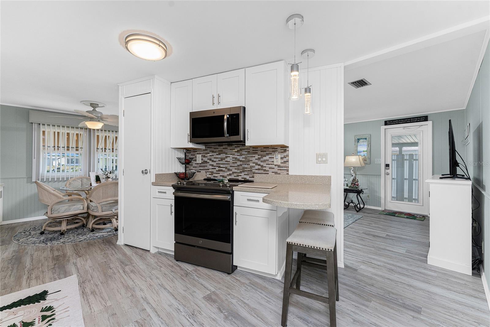 HOLIDAY PARK - Residential