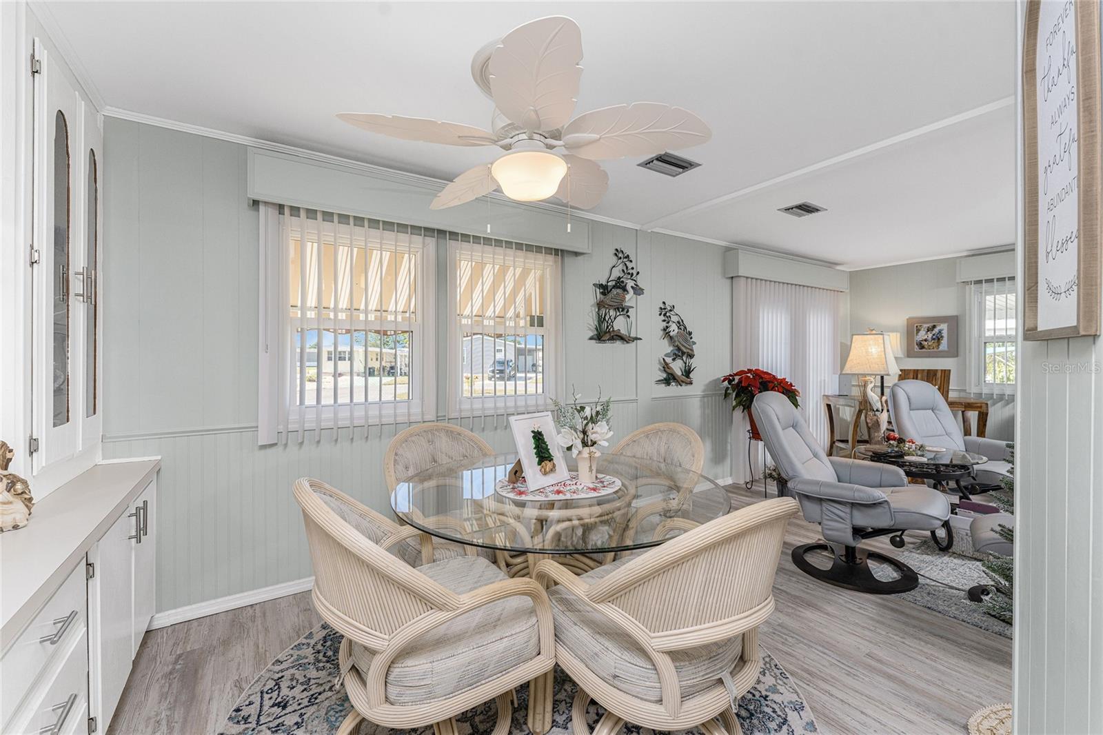 HOLIDAY PARK - Residential