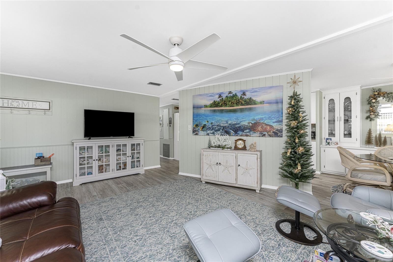 HOLIDAY PARK - Residential