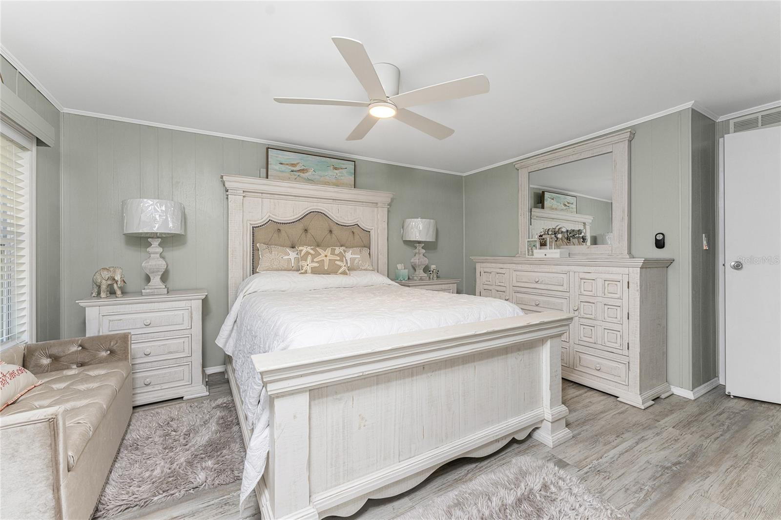 HOLIDAY PARK - Residential