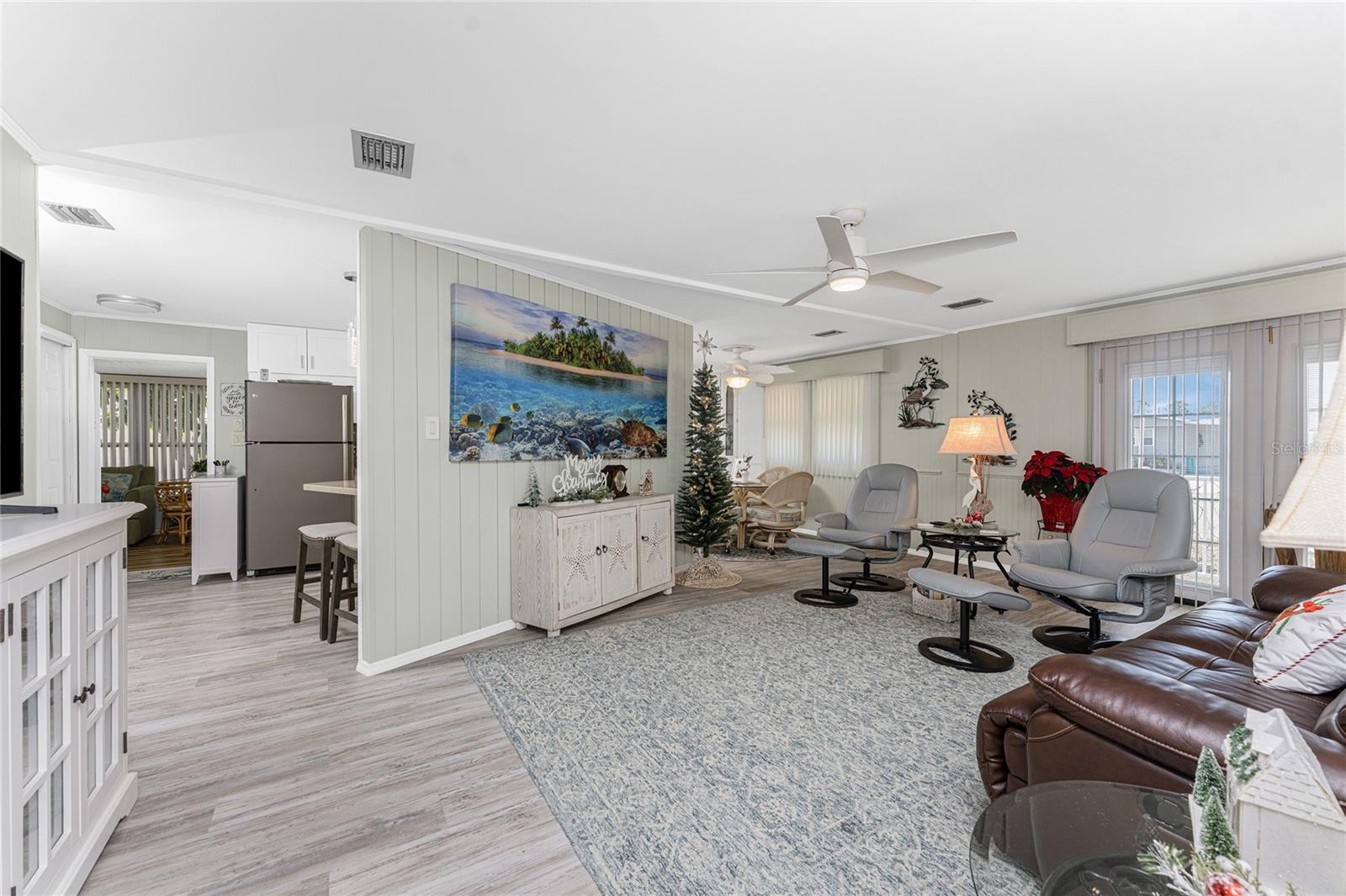 HOLIDAY PARK - Residential