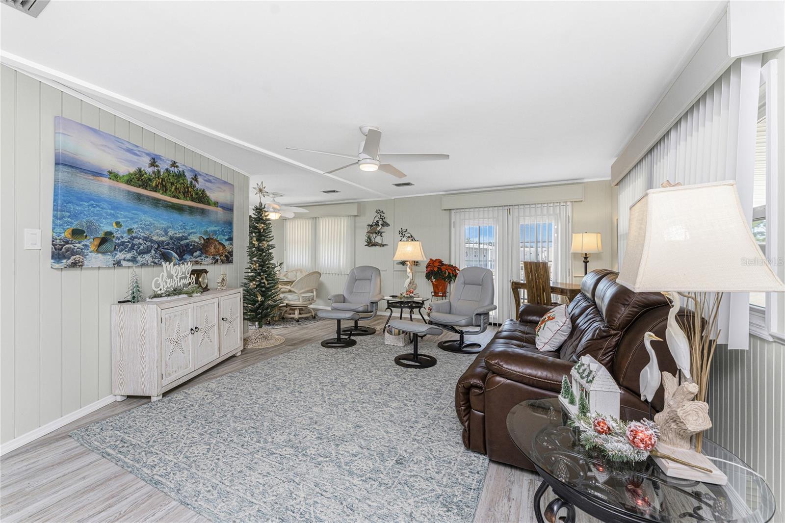 HOLIDAY PARK - Residential