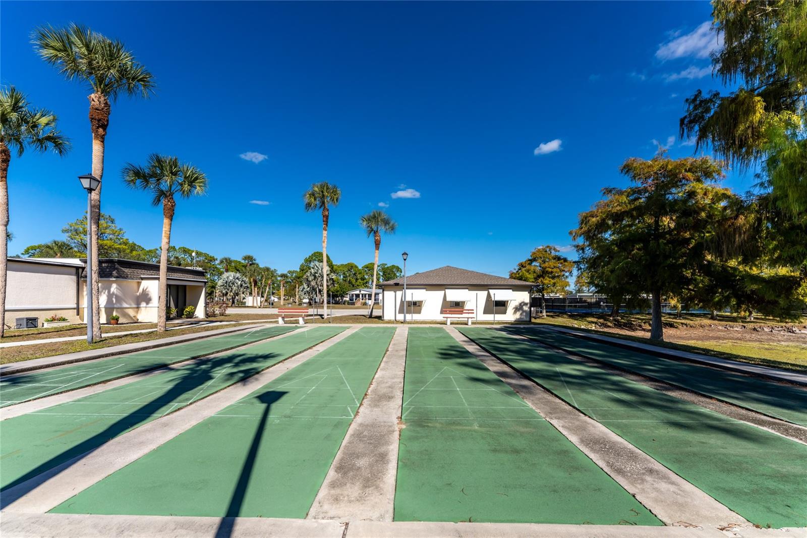 HOLIDAY PARK - Residential