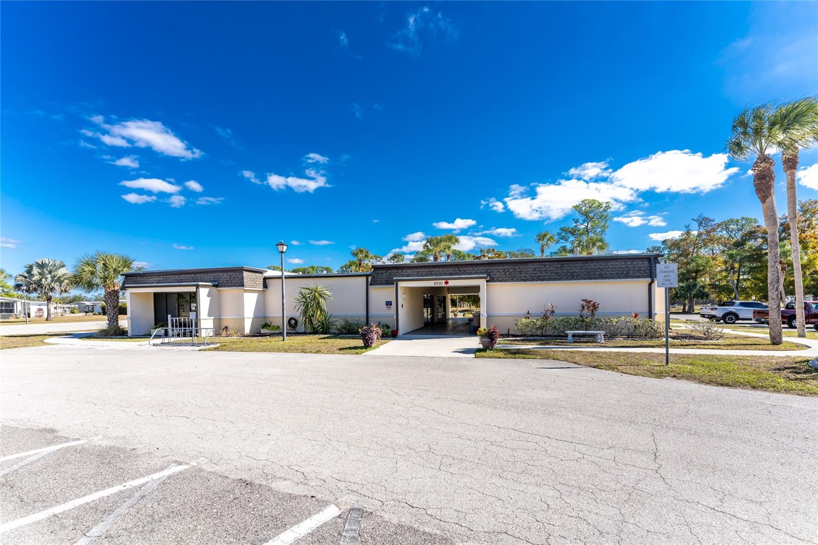 HOLIDAY PARK - Residential