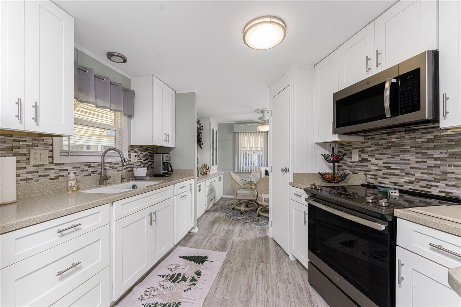 HOLIDAY PARK - Residential