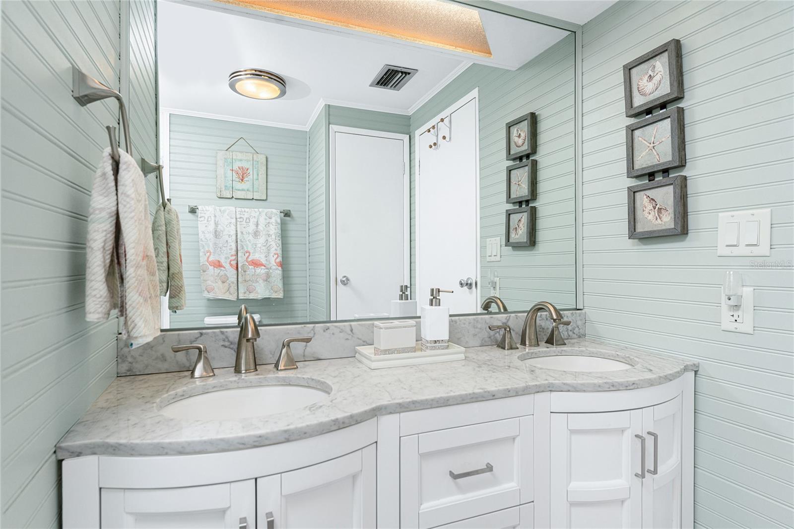 HOLIDAY PARK - Residential