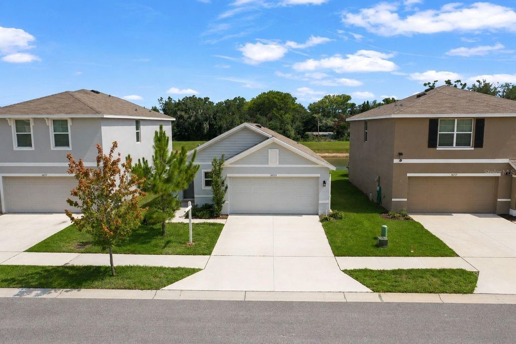 Photo of 36719 Spanish Rose Drive, Dade City, FL 33525 (MLS # TB8513618)