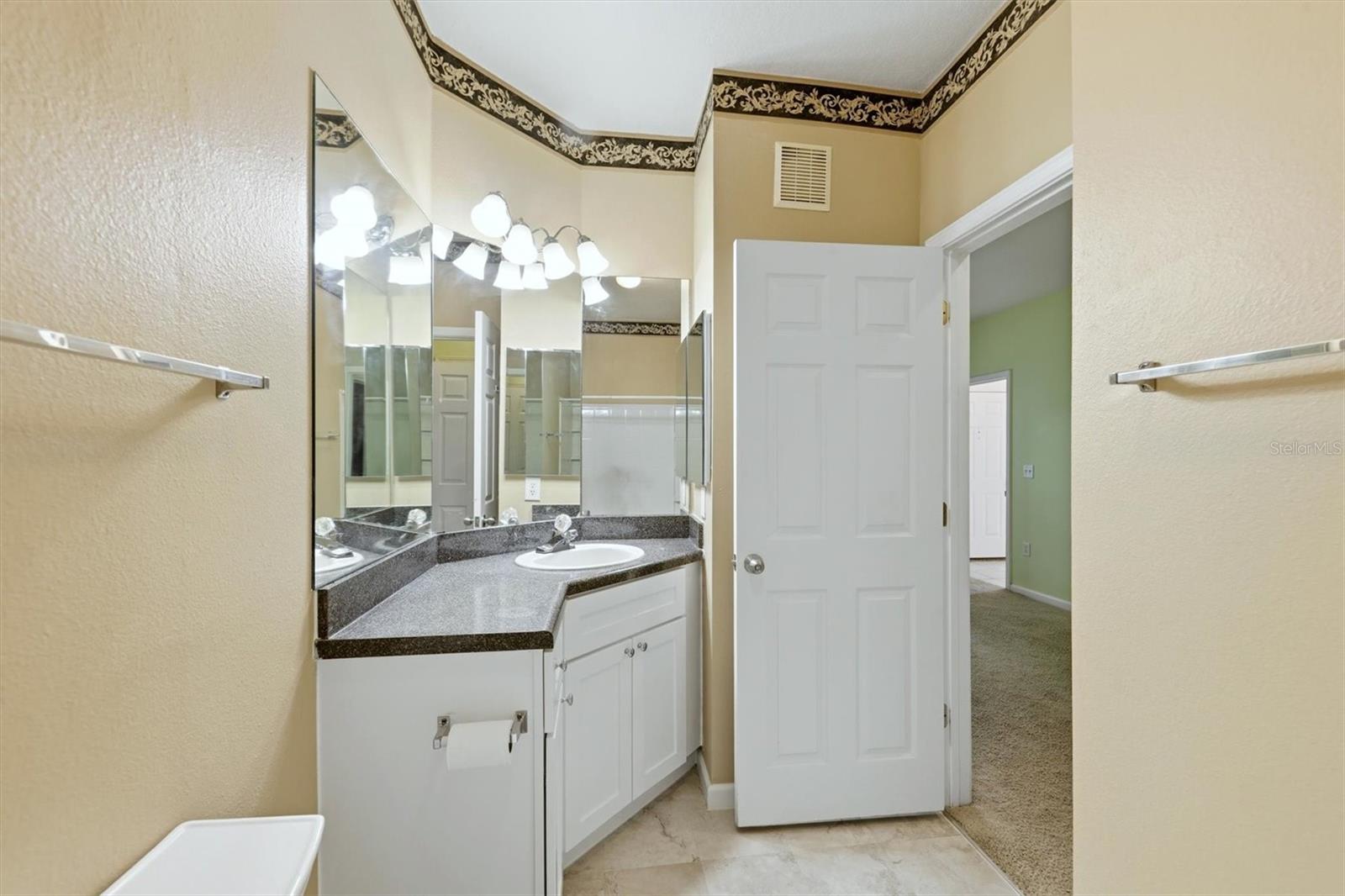 THE PALMS OF CORTEZ - Residential