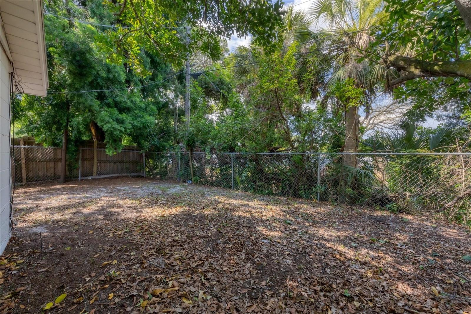 HOLIDAY HEIGHTS 2ND ADD - Residential