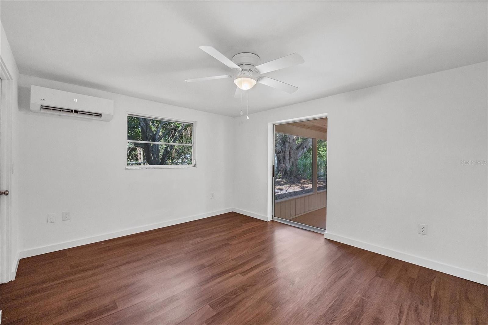 HOLIDAY HEIGHTS 2ND ADD - Residential