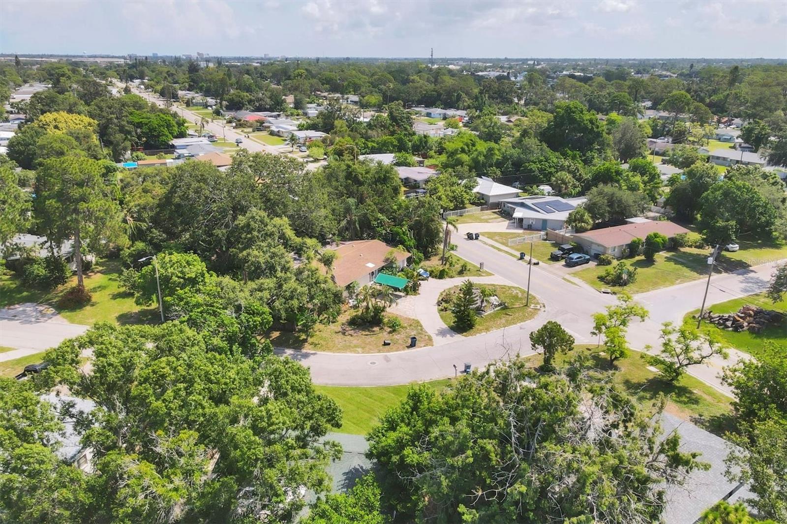 HOLIDAY HEIGHTS 2ND ADD - Residential