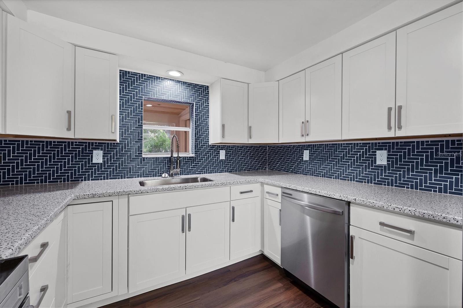 HOLIDAY HEIGHTS 2ND ADD - Residential