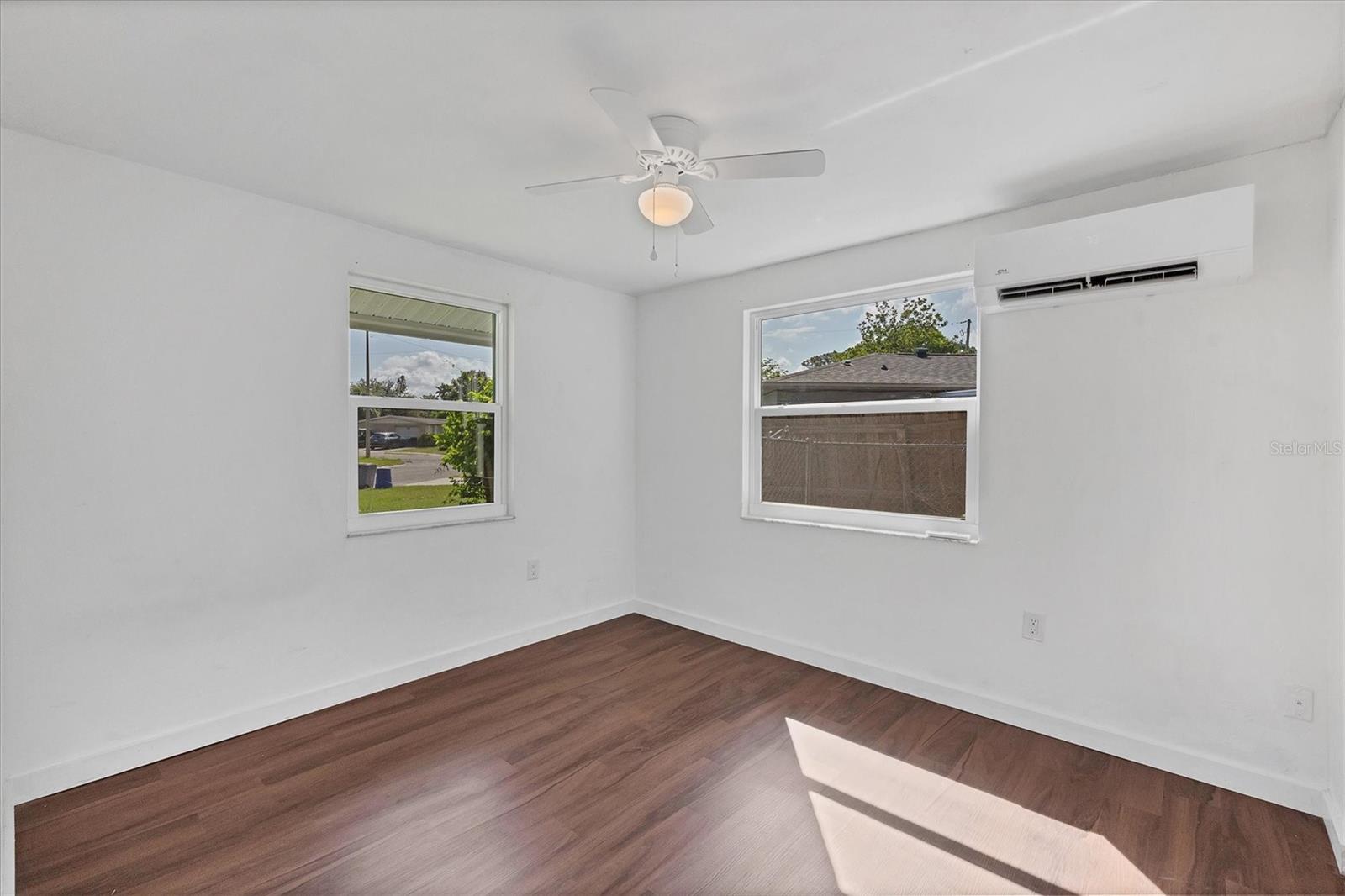 HOLIDAY HEIGHTS 2ND ADD - Residential