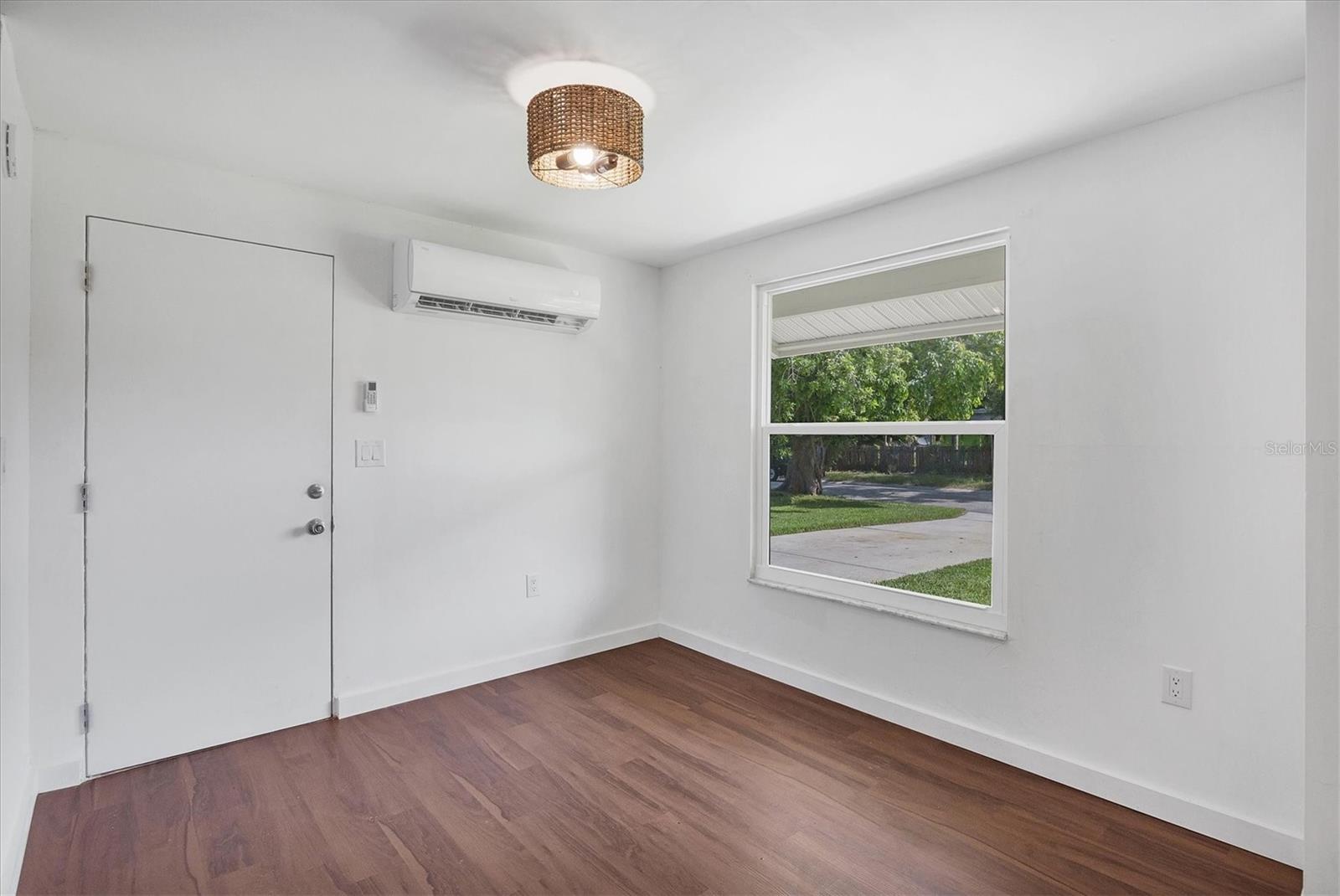 HOLIDAY HEIGHTS 2ND ADD - Residential