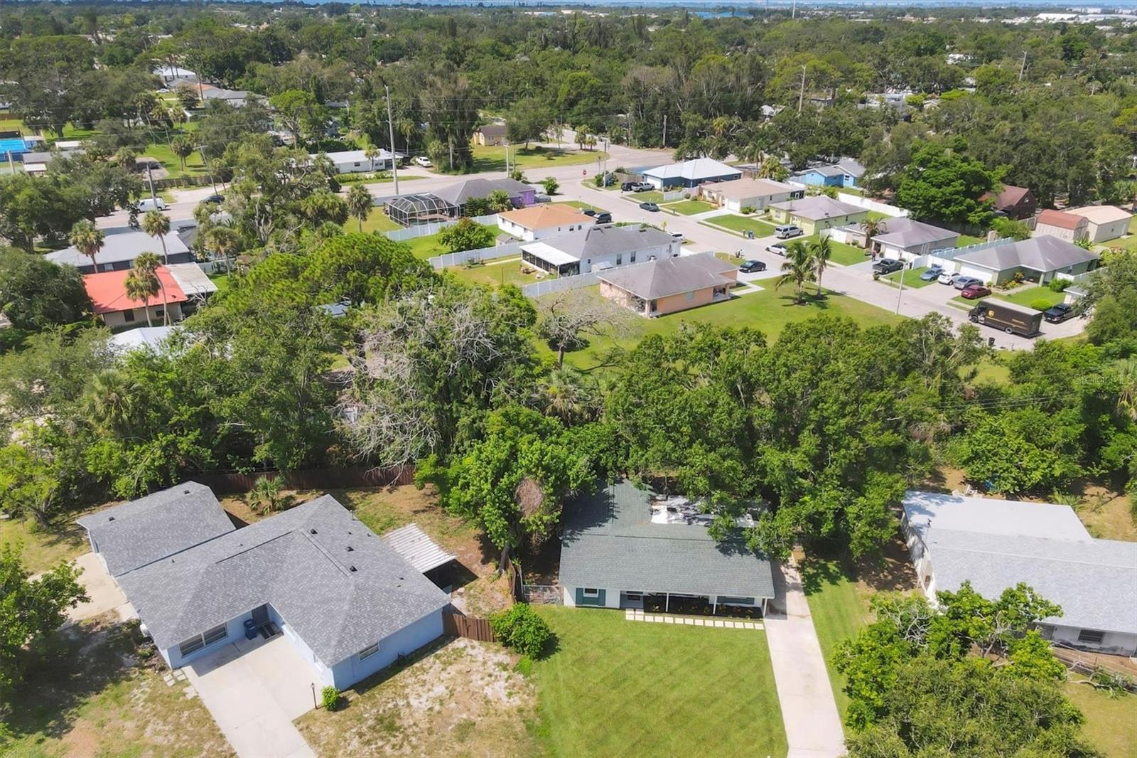 HOLIDAY HEIGHTS 2ND ADD - Residential