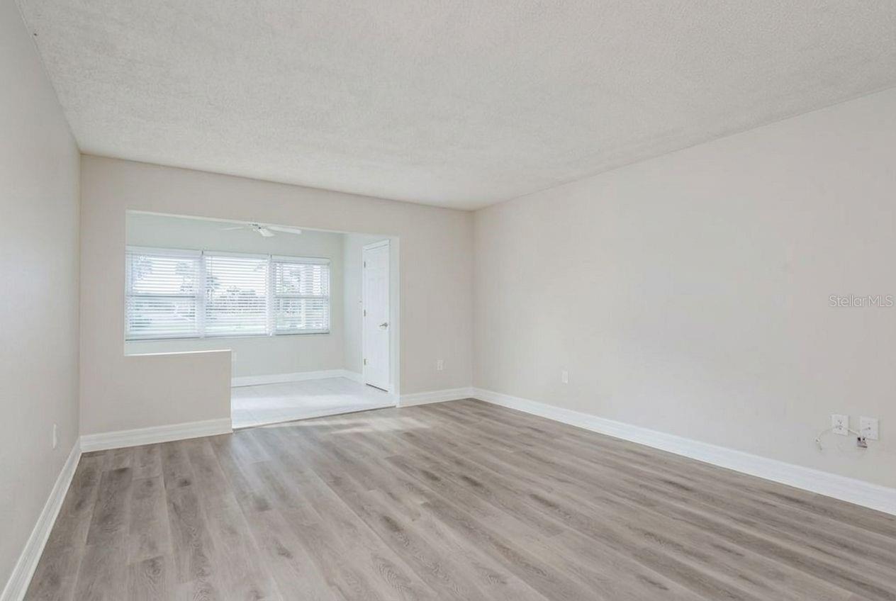 ROYAL STEWART ARMS - Residential