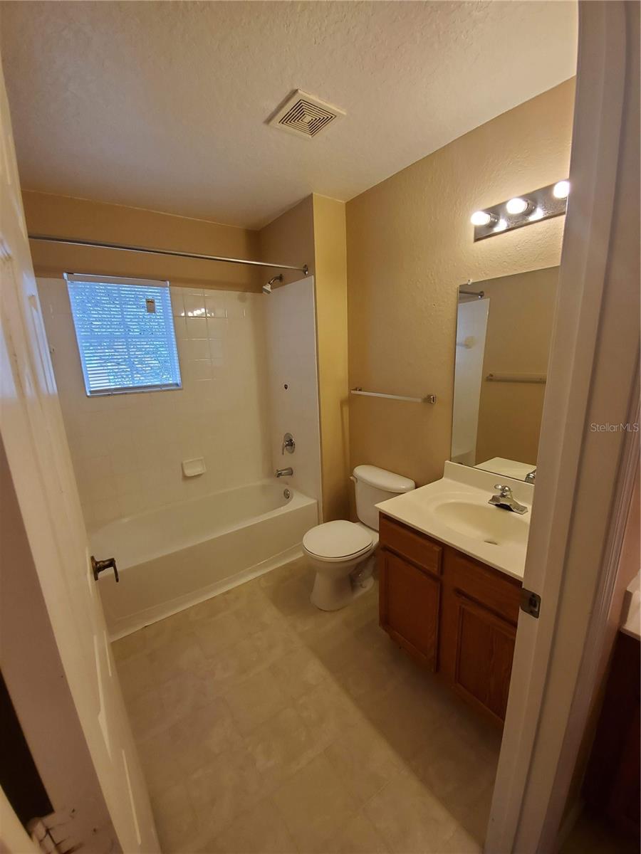 VILLAS AT SEVEN DWARFS LANE THE; A CONDO - Residential Lease