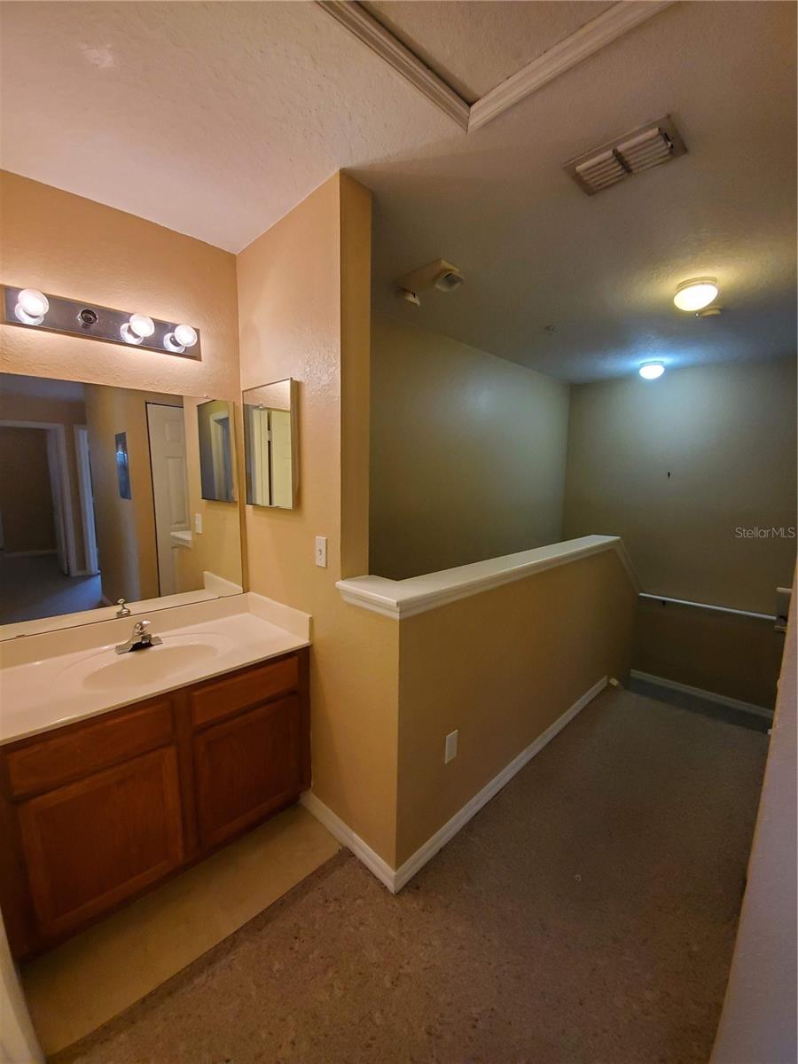 VILLAS AT SEVEN DWARFS LANE THE; A CONDO - Residential Lease