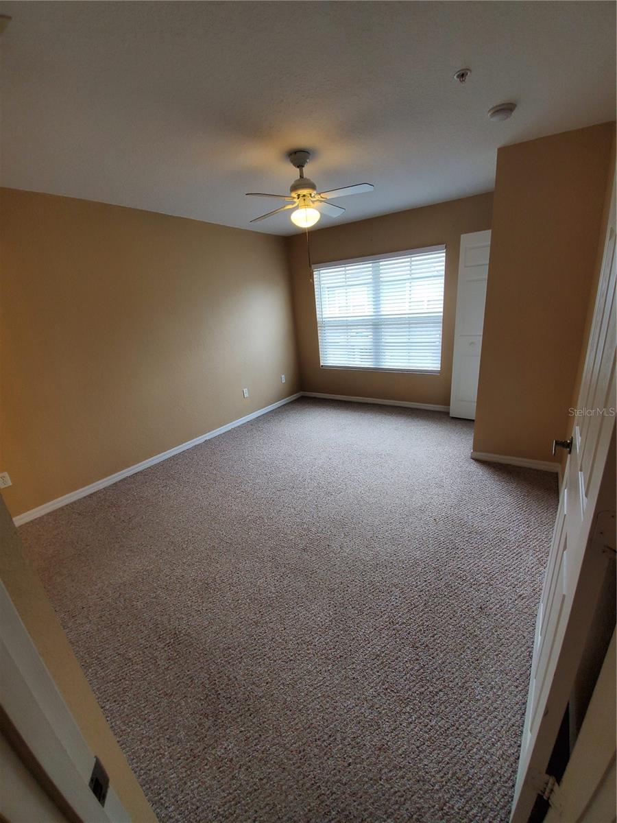 VILLAS AT SEVEN DWARFS LANE THE; A CONDO - Residential Lease