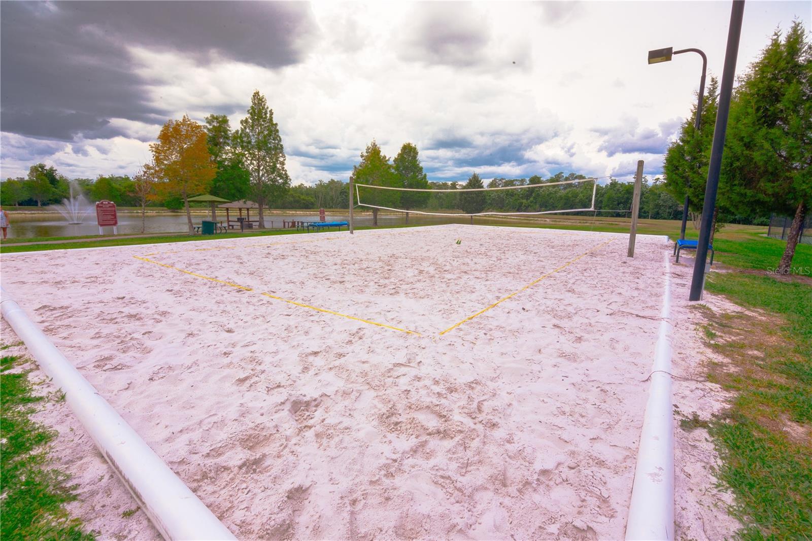 VILLAS AT SEVEN DWARFS LANE THE; A CONDO - Residential Lease