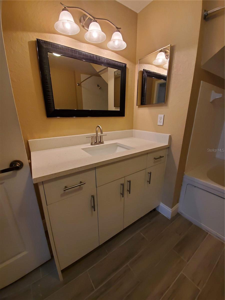 VILLAS AT SEVEN DWARFS LANE THE; A CONDO - Residential Lease