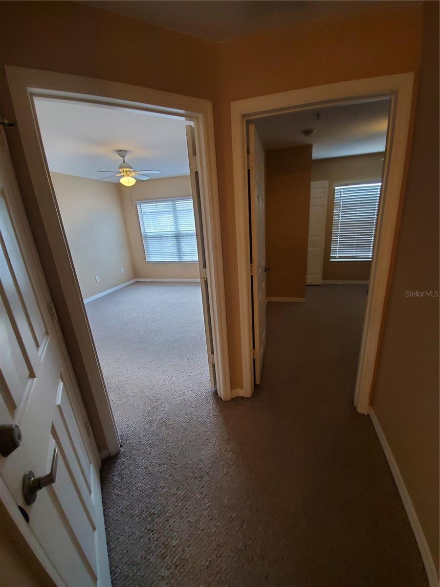 VILLAS AT SEVEN DWARFS LANE THE; A CONDO - Residential Lease