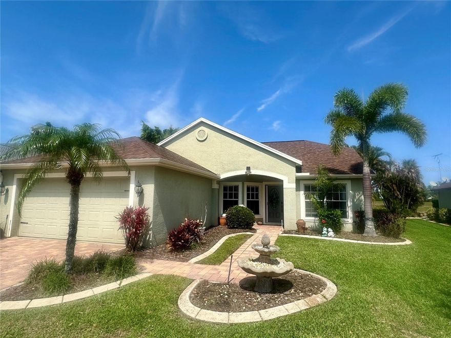 Welcome to the Fairways at Imperial Lakewoods, where luxury meets comfort in this 3-bedroom, 2-bathroom home. The perfect blend of a thoughtful floor plan, numerous upgrades, and golf course views. Dive into paradise! Relax on the expansive screened-in patio and take a refreshing dip in the inviting pool—a perfect retreat for warm, sunny days. Convenient Location: Proximity to I-75, restaurants, shopping, and various activities enhances the convenience of your lifestyle. Additional Features: Well-appointed kitchen with modern appliances, Ample storage space and closets, close to schools and parks. Availability: Ready for immediate occupancy. Lease Details: One-year rental agreement required. Schedule your private tour to experience the elegance and comfort of this Florida paradise. Home is being rented unfurnished. Pictures are shown for staging purposes. The tenant is responsible for all utilities. The owner provides the lawn care and pool service.
Linked to rental application https://apply.link/j734NBA