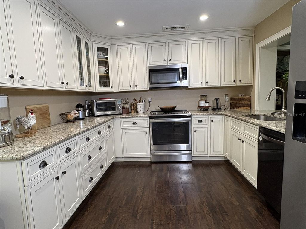 Photo of 1000 Winderley Place #226, Maitland, FL 32751 (MLS # O6402450)