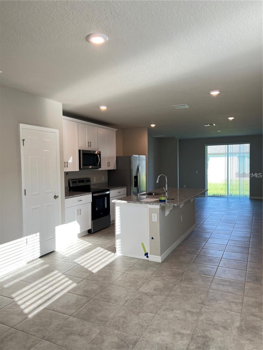 VILLAMAR PH 3 - Residential Lease