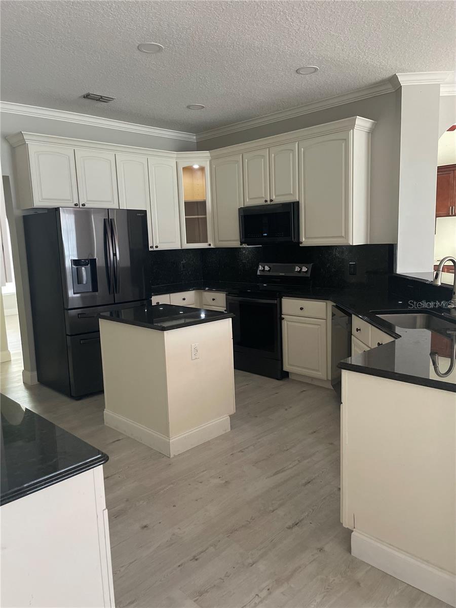 VILLAGES AT EASTWOOD - Residential Lease