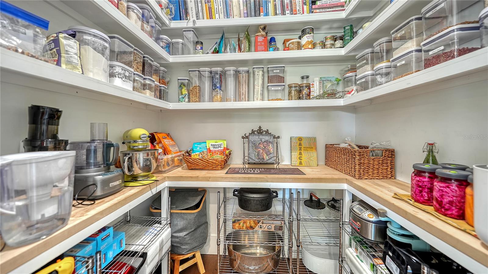 SADDLE CREEK - Residential