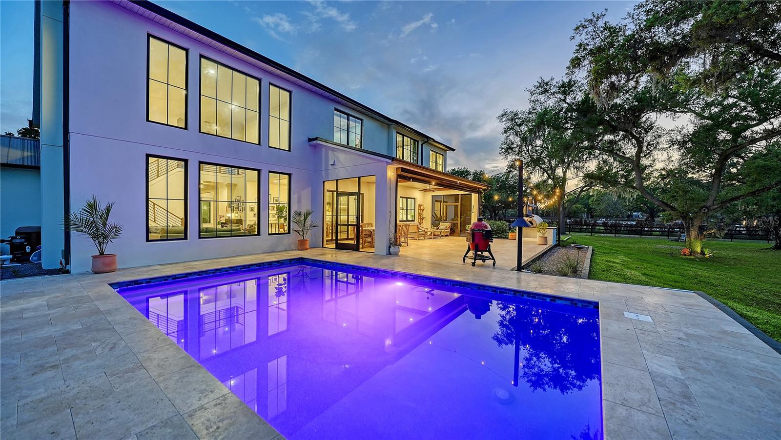 SADDLE CREEK - Residential