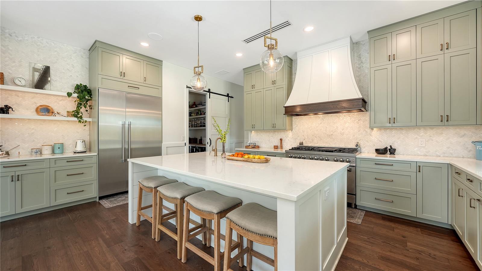 SADDLE CREEK - Residential