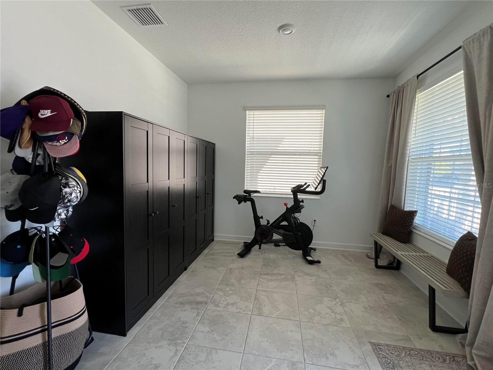 STOREY PARK - Residential