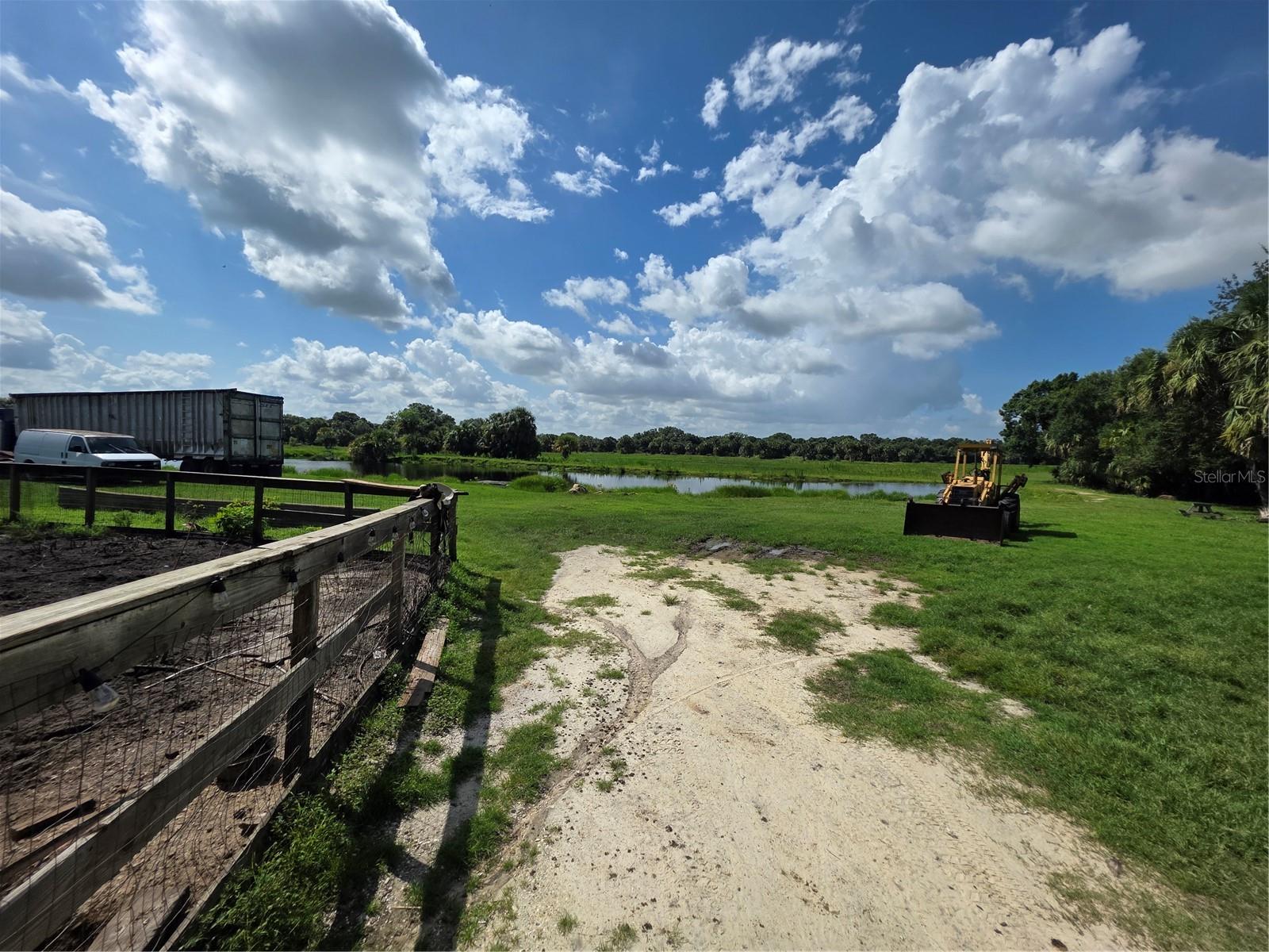 PAULAND ACRES - Residential
