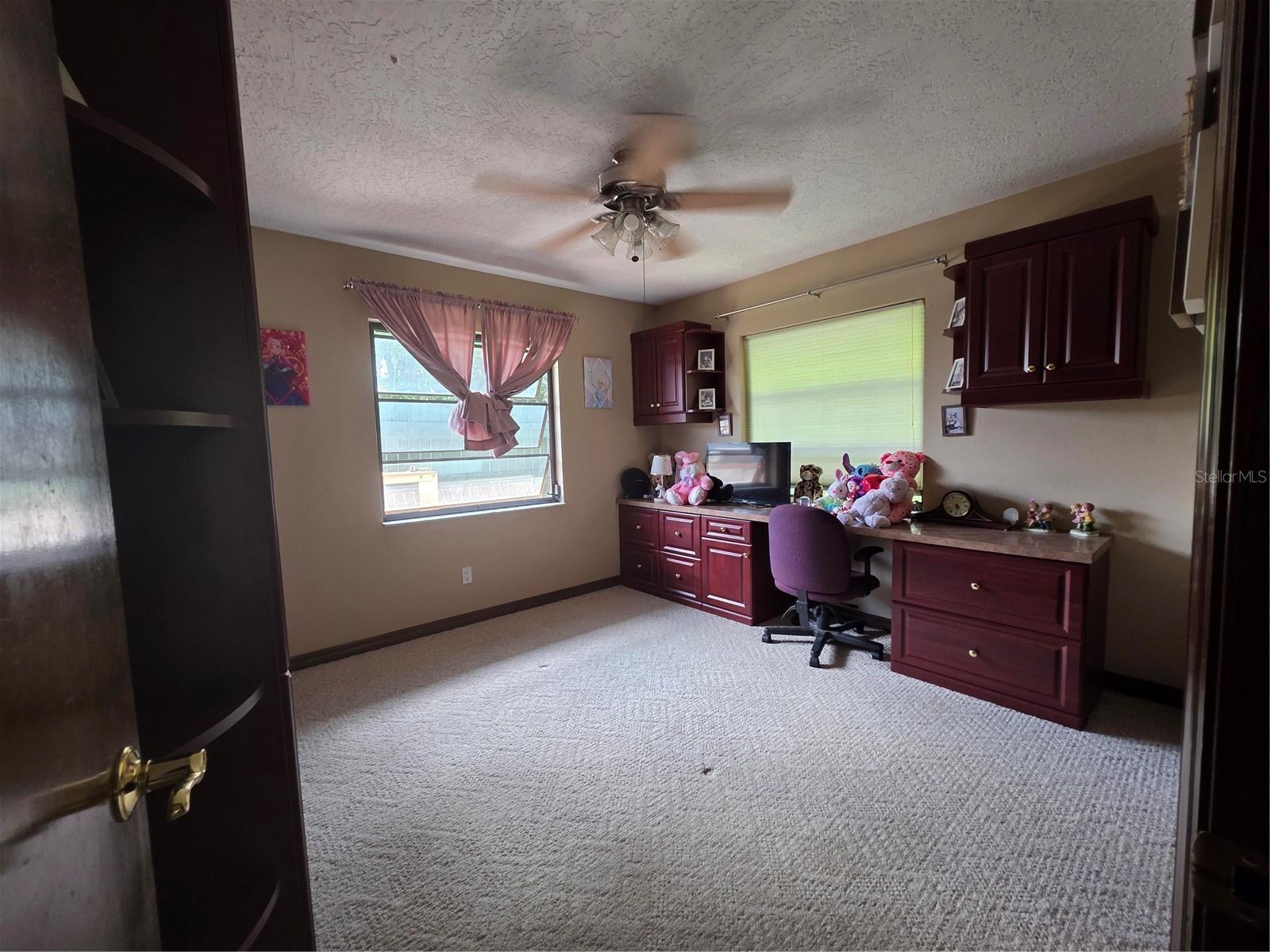 PAULAND ACRES - Residential
