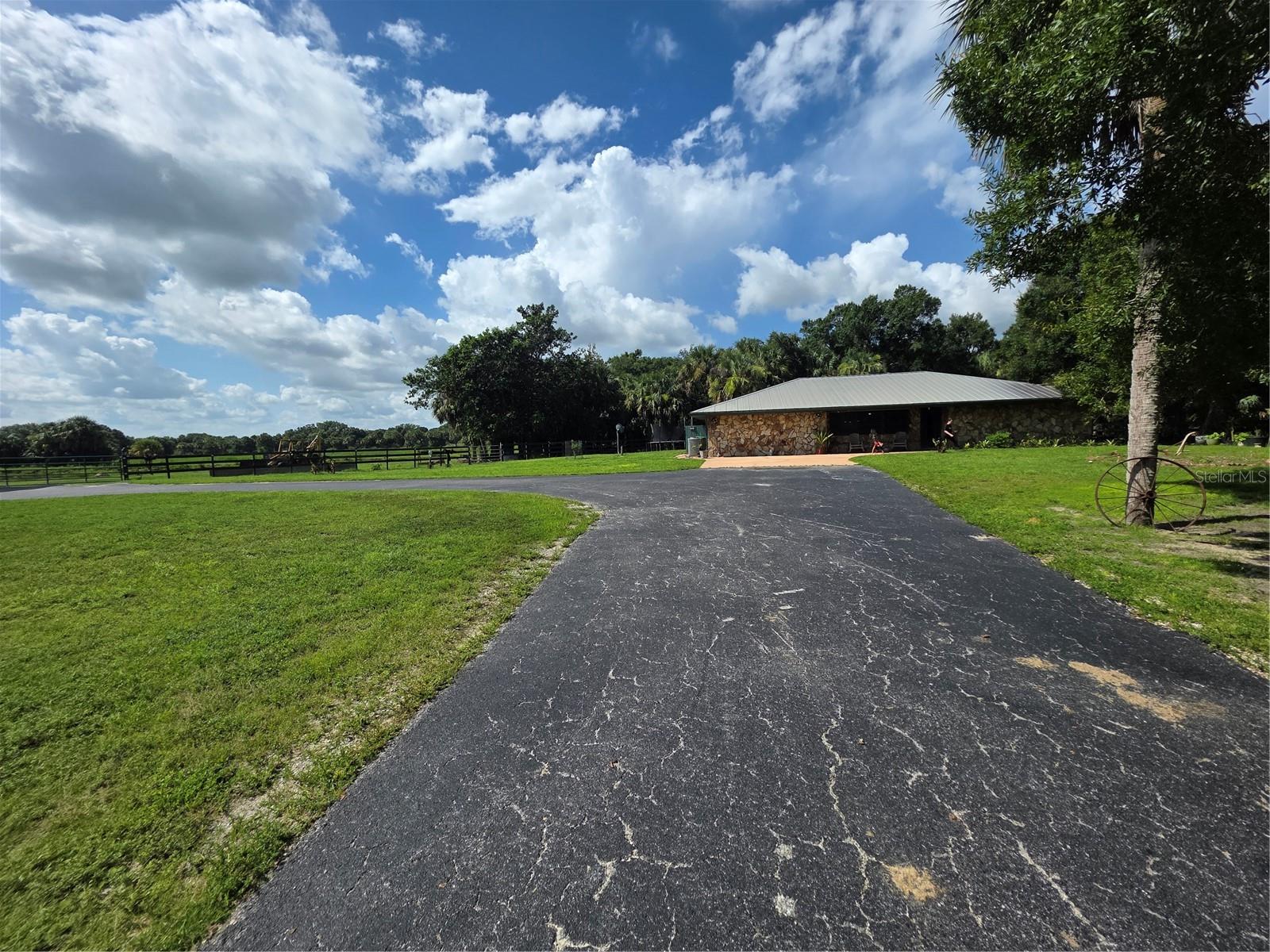 43451 & 43631 FARABEE ROAD