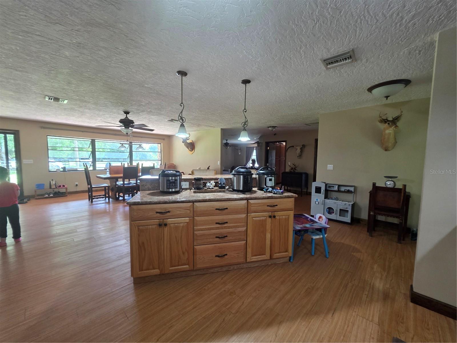 43451 & 43631 FARABEE ROAD