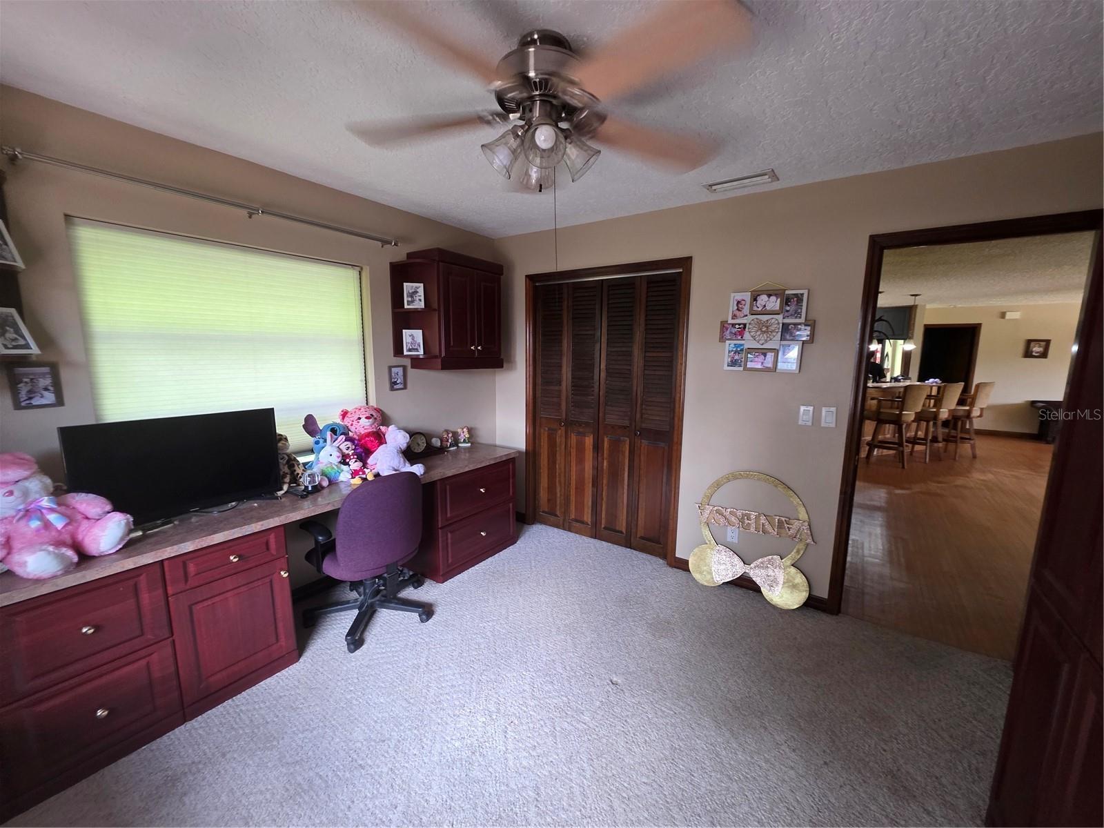PAULAND ACRES - Residential