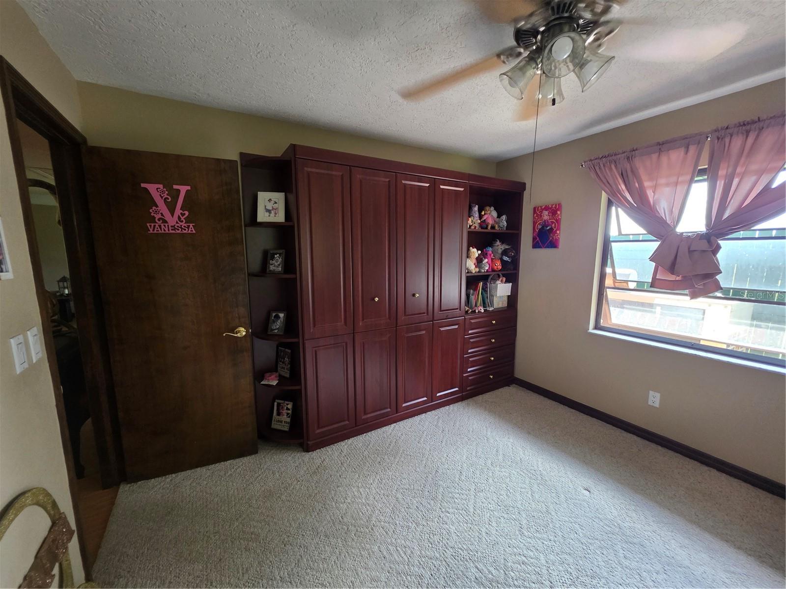 PAULAND ACRES - Residential