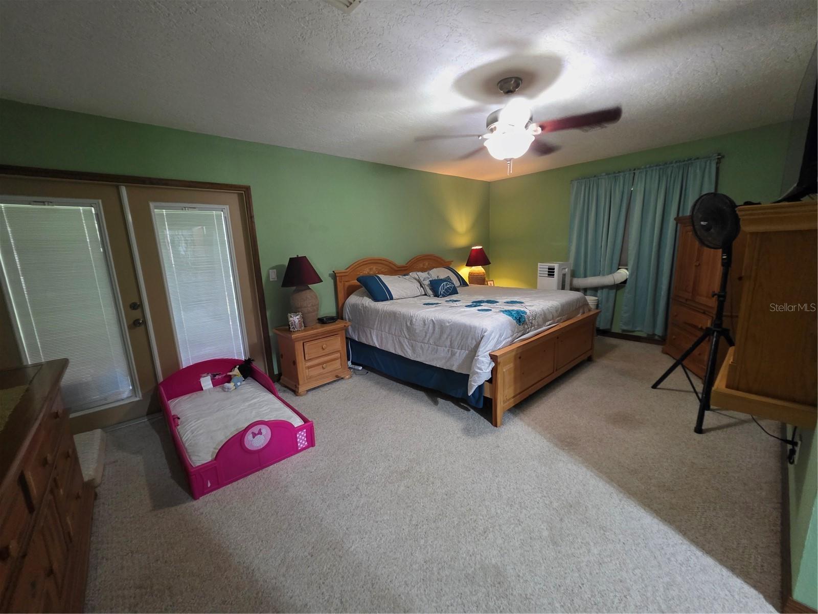 PAULAND ACRES - Residential