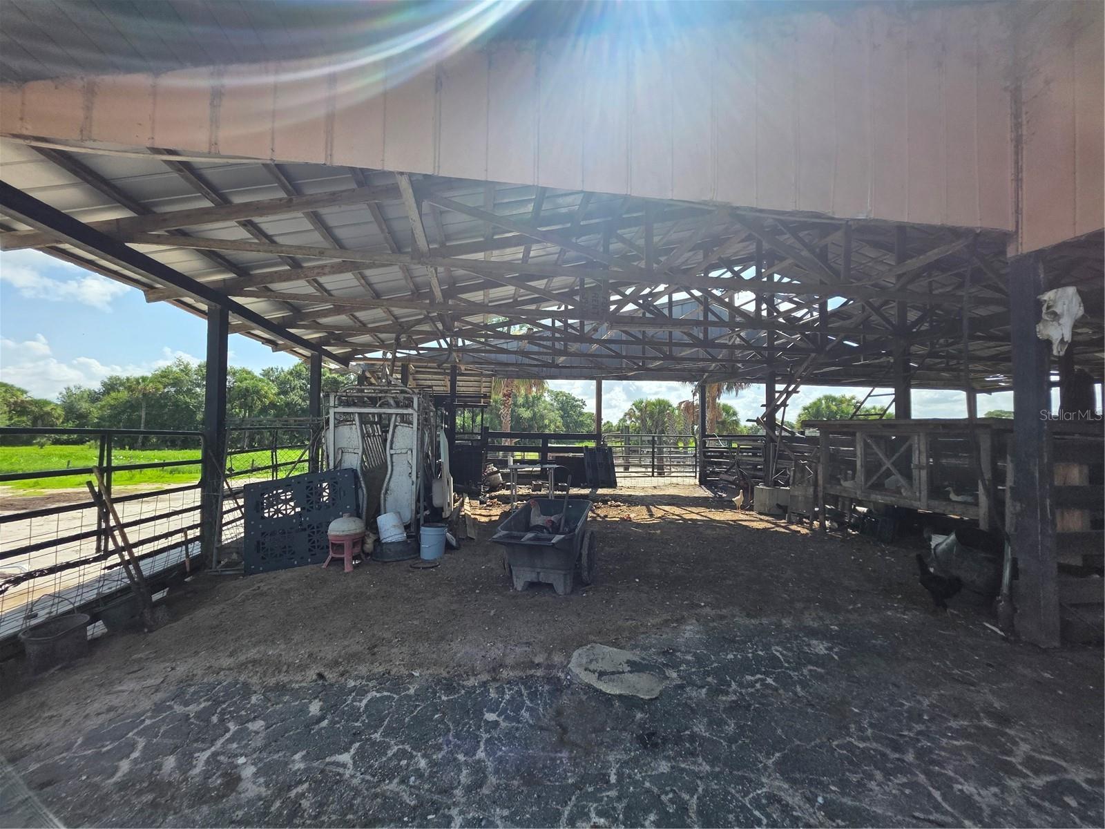 PAULAND ACRES - Residential