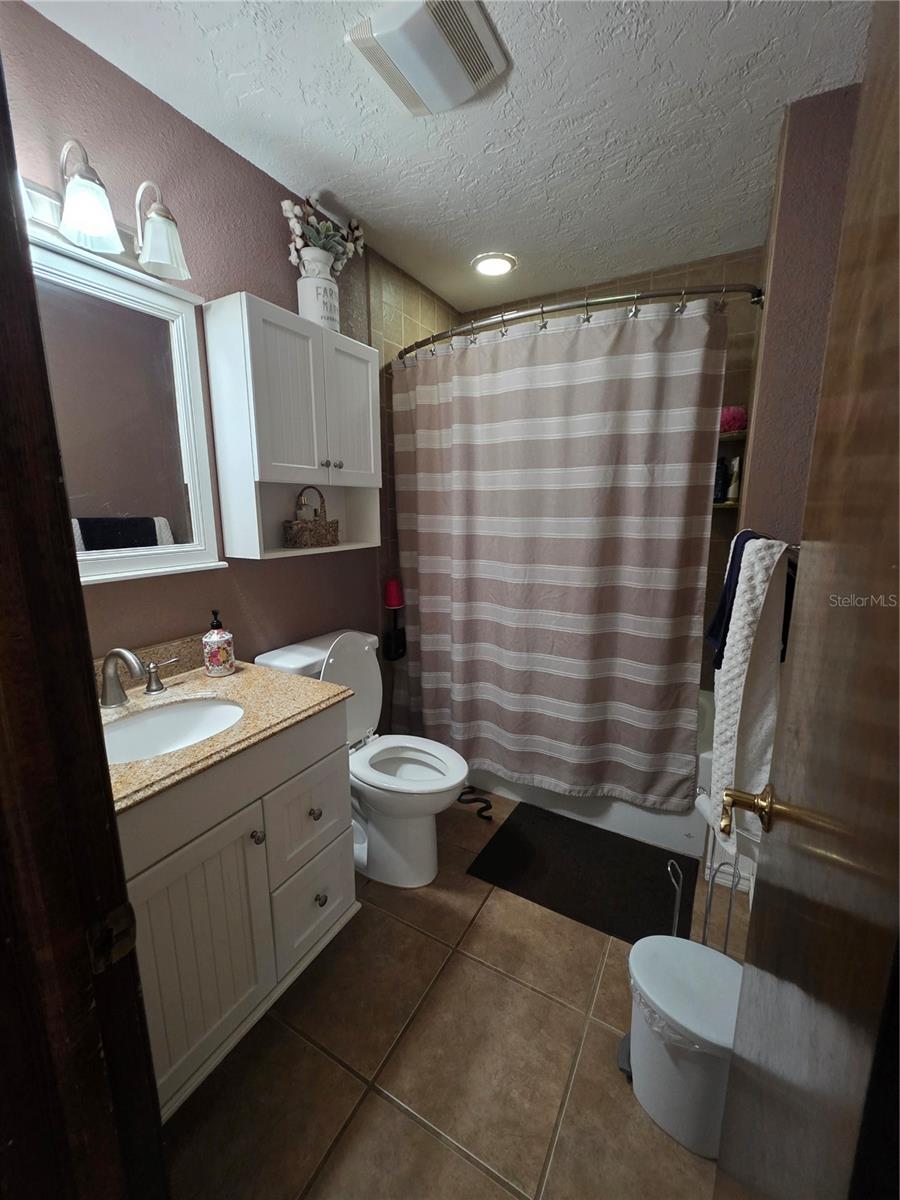 PAULAND ACRES - Residential