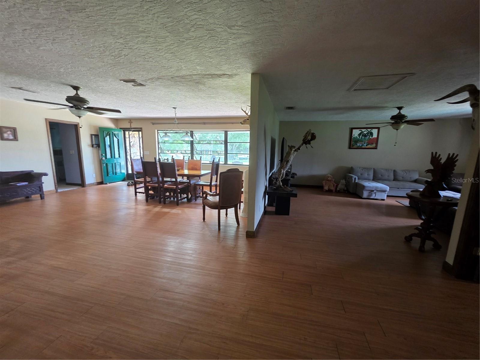 PAULAND ACRES - Residential