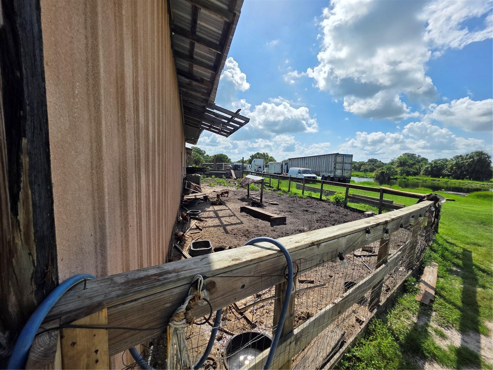 PAULAND ACRES - Residential