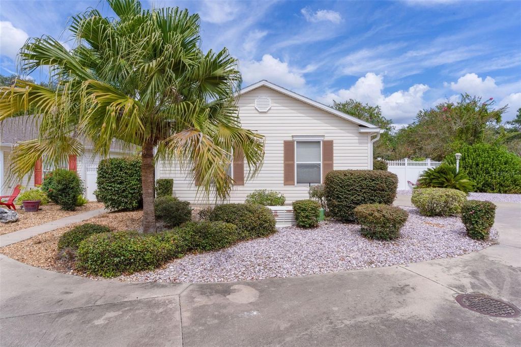 Photo of 9089 SE 177th Belmont Place, The Villages, FL 32162 (MLS # G5102154)