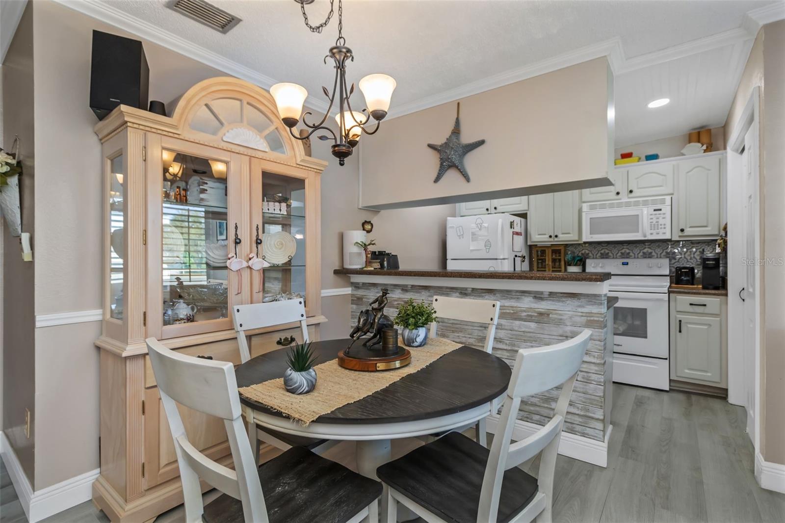 EASTWOOD PINES PH 1 CONDO - Residential